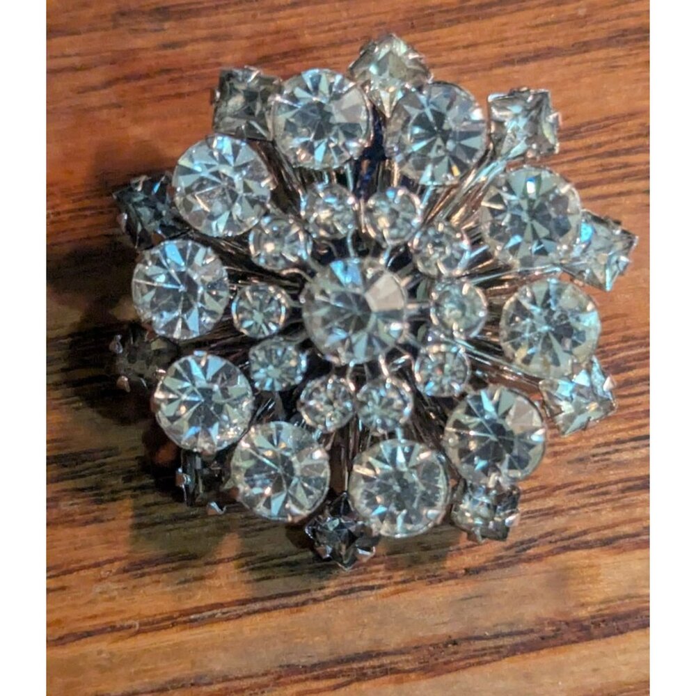 Vintage Rhinestone Silver-Toned Snowflake Brooch 2"  Sparkle Statement Jewelry‎
